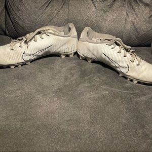 Nike football cleats 11.5